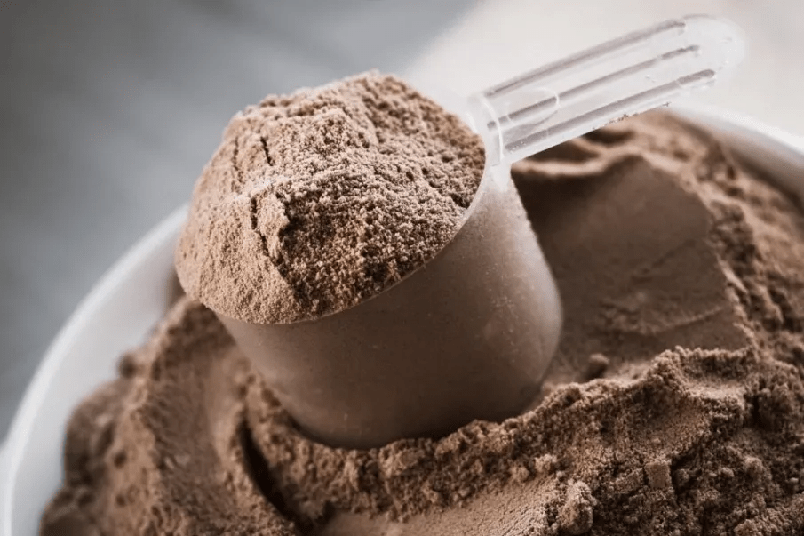 proteína en polvo. Suplementos proteicos